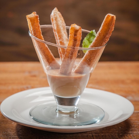 Churros com Doce de Leite